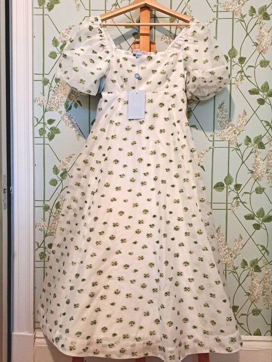 Hill House Dresses & Skirts - Floral Puff-Sleeve Hill House "Matilda" Midi Dress in White and Green